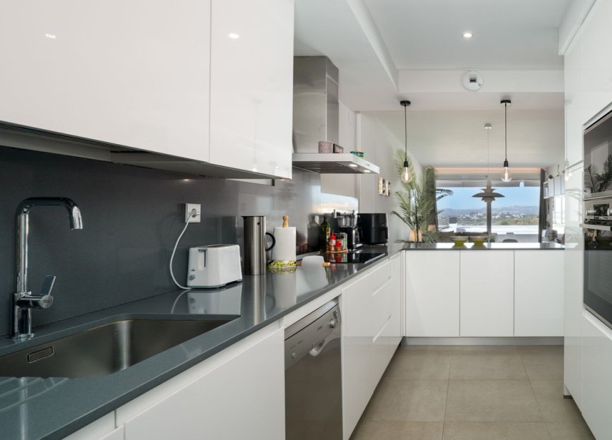 Resale - Apartment - Middle Floor Apartment - Fuengirola - Torreblanca