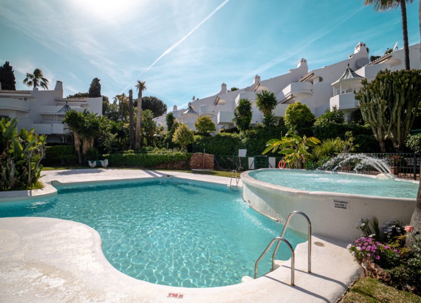 Resale - House - Townhouse - Marbella - Sierra Blanca