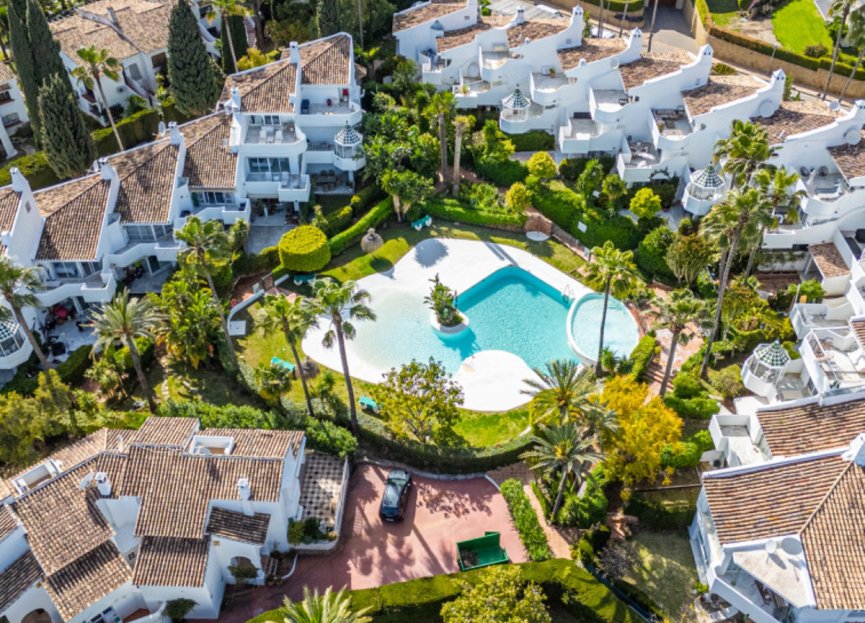 Resale - House - Townhouse - Marbella - Sierra Blanca