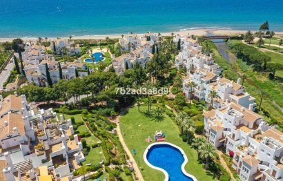 Resale - Apartment - Middle Floor Apartment - Marbella - Los Monteros