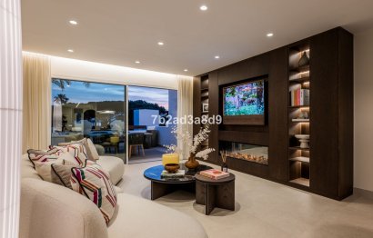 Resale - Apartment - Middle Floor Apartment - Marbella - Los Monteros