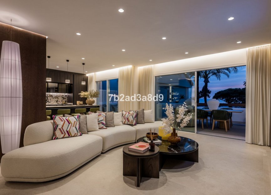 Resale - Apartment - Middle Floor Apartment - Marbella - Los Monteros