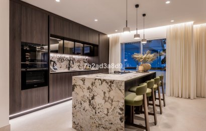 Resale - Apartment - Middle Floor Apartment - Marbella - Los Monteros