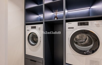 Resale - Apartment - Middle Floor Apartment - Marbella - Los Monteros