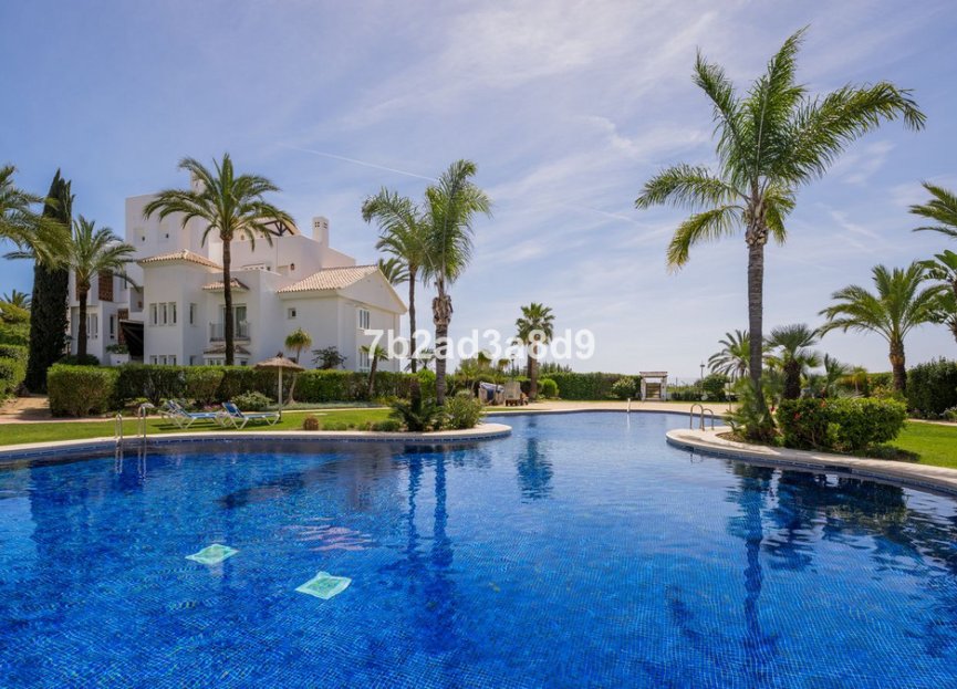 Resale - Apartment - Middle Floor Apartment - Marbella - Los Monteros