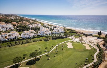 Resale - Apartment - Middle Floor Apartment - Marbella - Los Monteros
