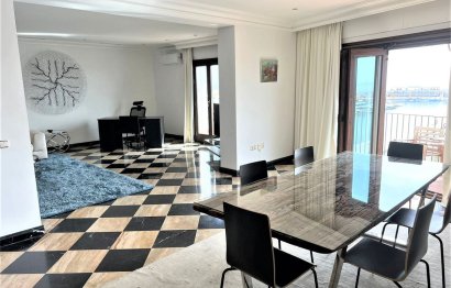 Resale - Apartment - Middle Floor Apartment - Marbella - Puerto Banús