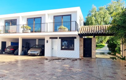 Resale - House - Finca - Cortijo - Marbella - Las Chapas