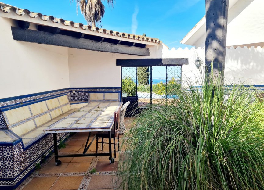 Resale - House - Finca - Cortijo - Marbella - Las Chapas