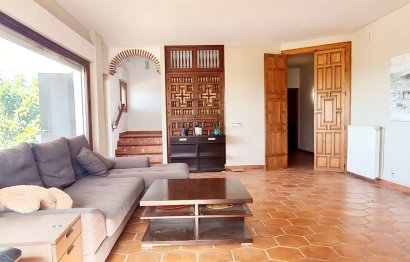 Resale - House - Finca - Cortijo - Marbella - Las Chapas