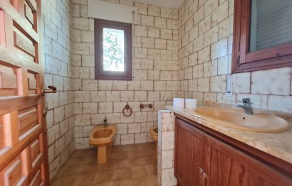 Resale - House - Finca - Cortijo - Marbella - Las Chapas