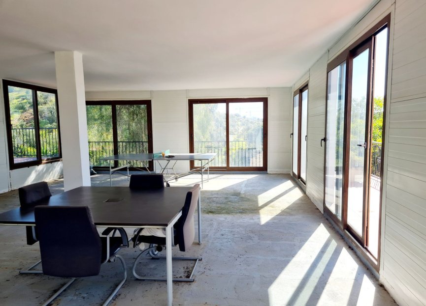 Resale - House - Finca - Cortijo - Marbella - Las Chapas