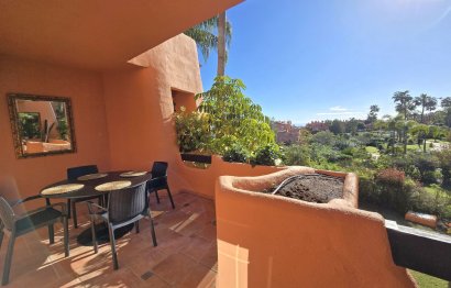 Resale - Ground floor apartment - Marbella - La Mairena