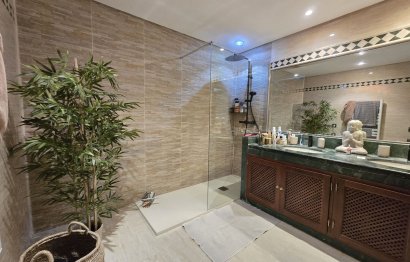 Resale - Ground floor apartment - Marbella - La Mairena