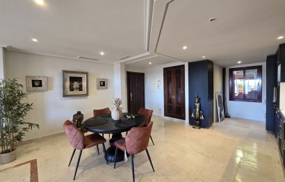 Resale - Ground floor apartment - Marbella - La Mairena