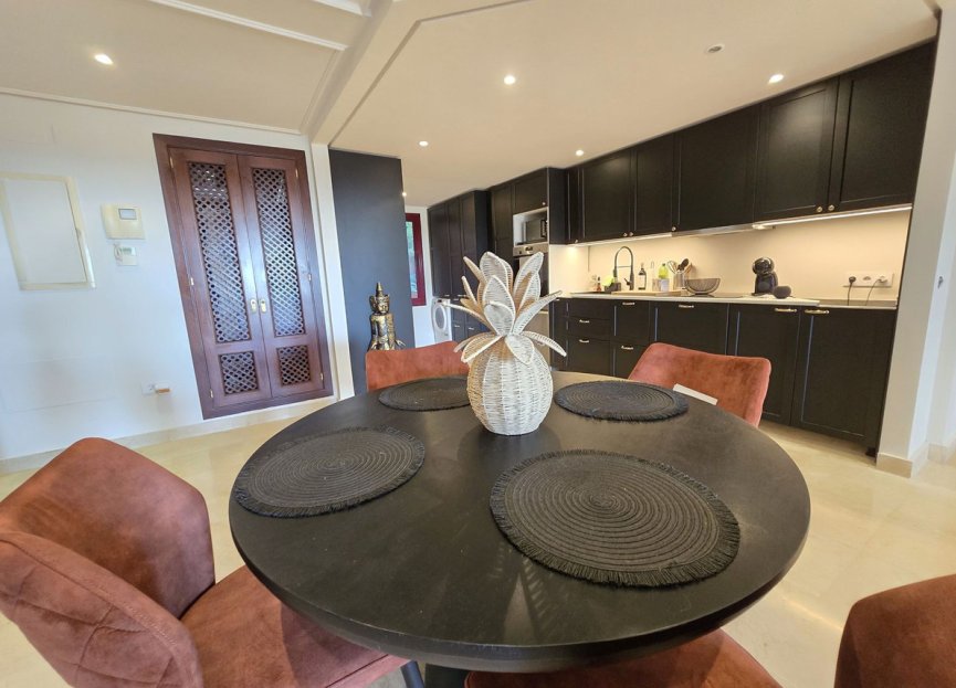 Resale - Ground floor apartment - Marbella - La Mairena