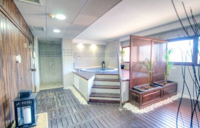 Resale - Ground floor apartment - Marbella - La Mairena