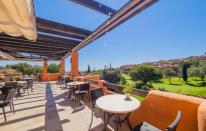 Resale - Ground floor apartment - Marbella - La Mairena