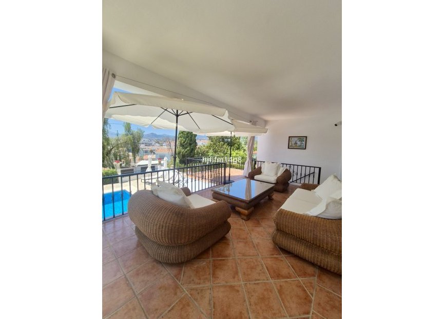Resale - House - Detached Villa - Marbella - La Campana