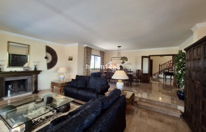 Resale - House - Detached Villa - Marbella - La Campana