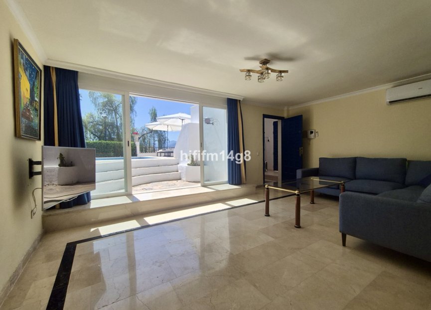 Resale - House - Detached Villa - Marbella - La Campana