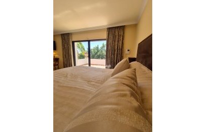 Resale - House - Detached Villa - Marbella - La Campana