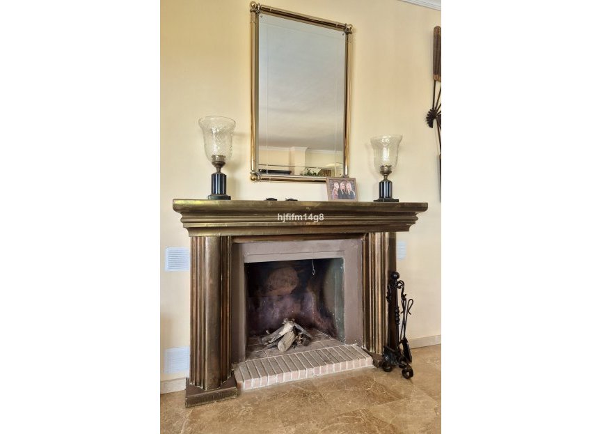 Resale - House - Detached Villa - Marbella - La Campana