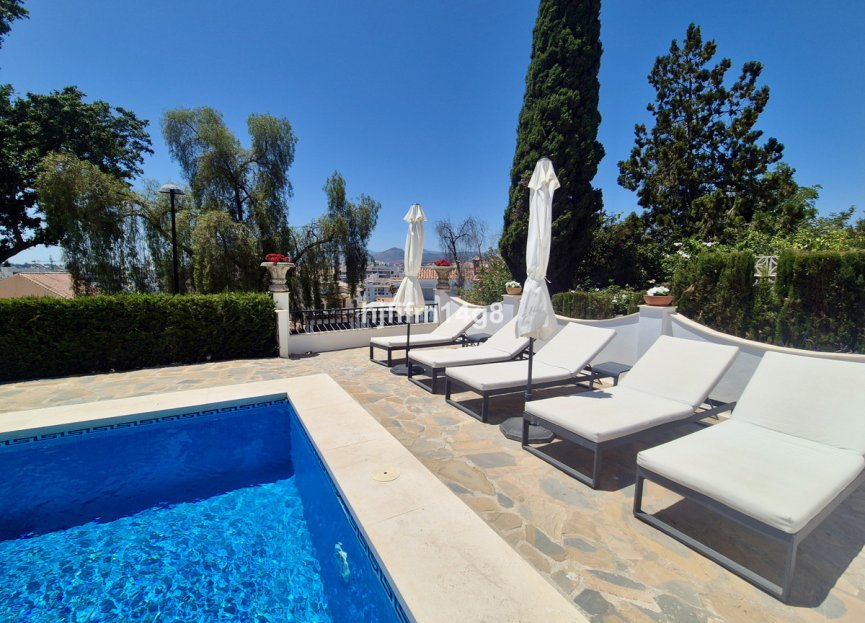 Resale - House - Detached Villa - Marbella - La Campana