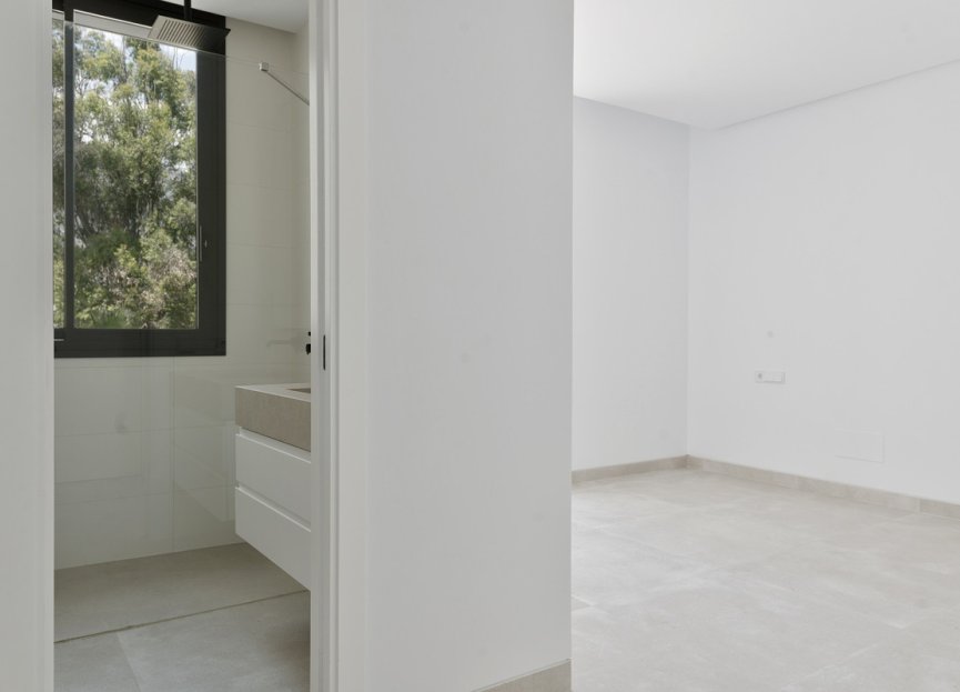 Resale - House - Detached Villa - Marbella - Marbella Centro