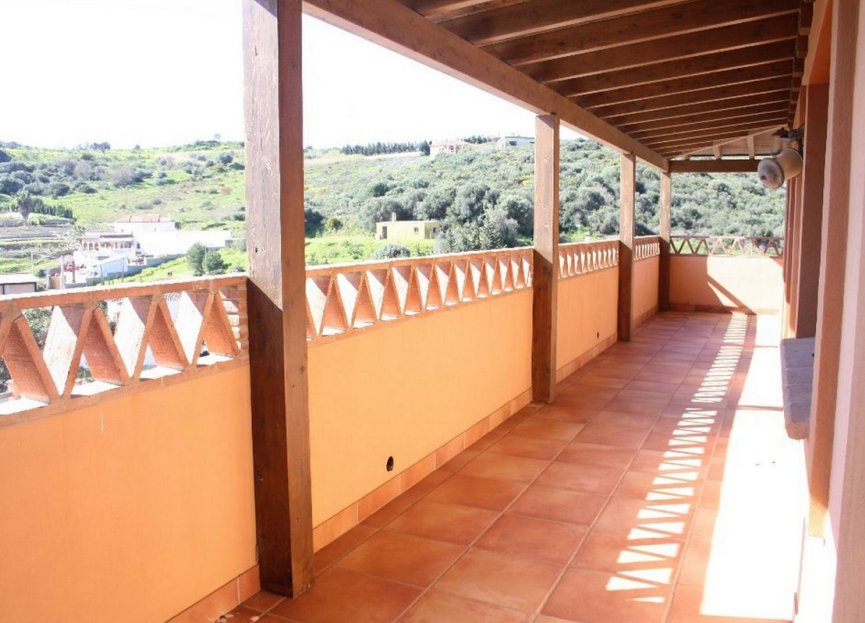 Resale - House - Finca - Cortijo - Estepona - Estepona Centro