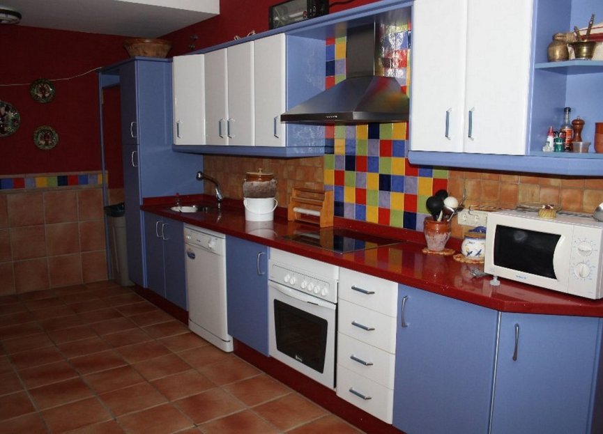 Resale - House - Finca - Cortijo - Estepona - Estepona Centro