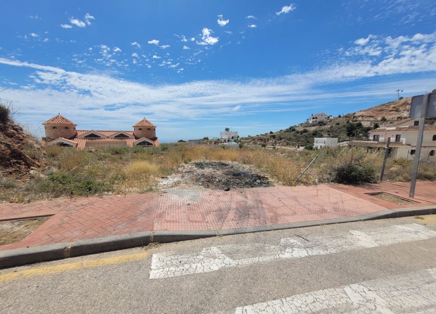 Resale - Plot - Residential Plot - Benalmádena - Benalmadena Centro