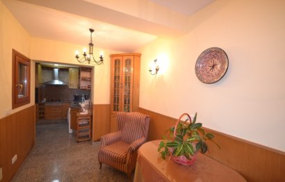 Resale - House - Detached Villa - Estepona - Estepona Centro