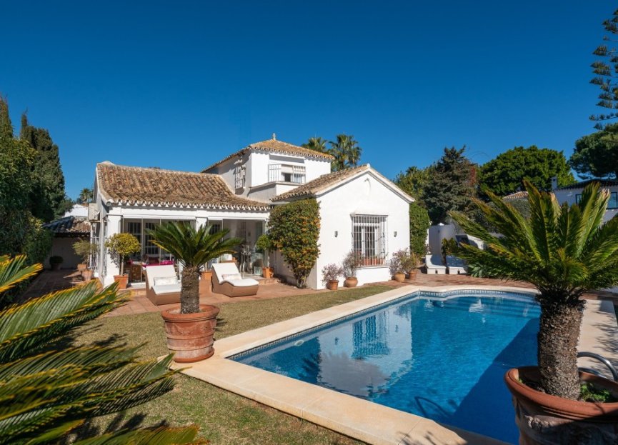 Resale - House - Detached Villa - Marbella - Marbella Centro