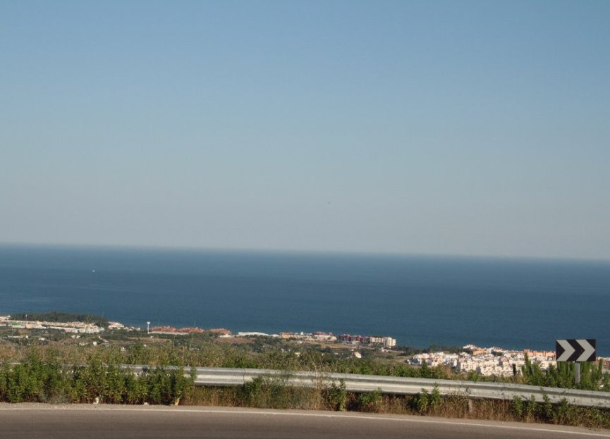 Resale - Plot - Land - Estepona - Estepona Centro