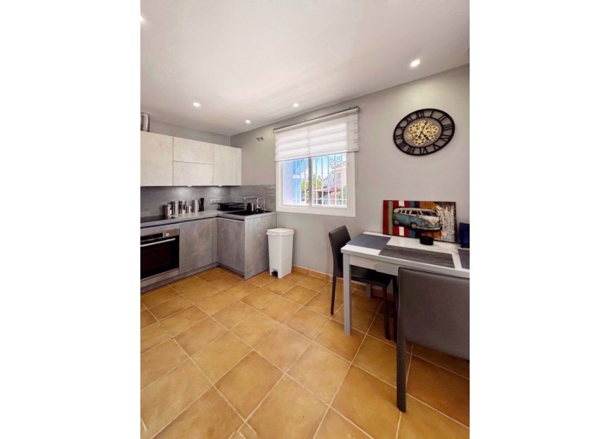 Resale - House - Townhouse - Marbella - Aloha