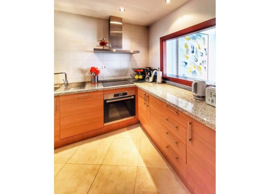 Resale - Apartment - Penthouse - Marbella - Altos de los Monteros