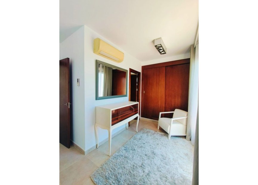 Resale - Apartment - Penthouse - Marbella - Altos de los Monteros