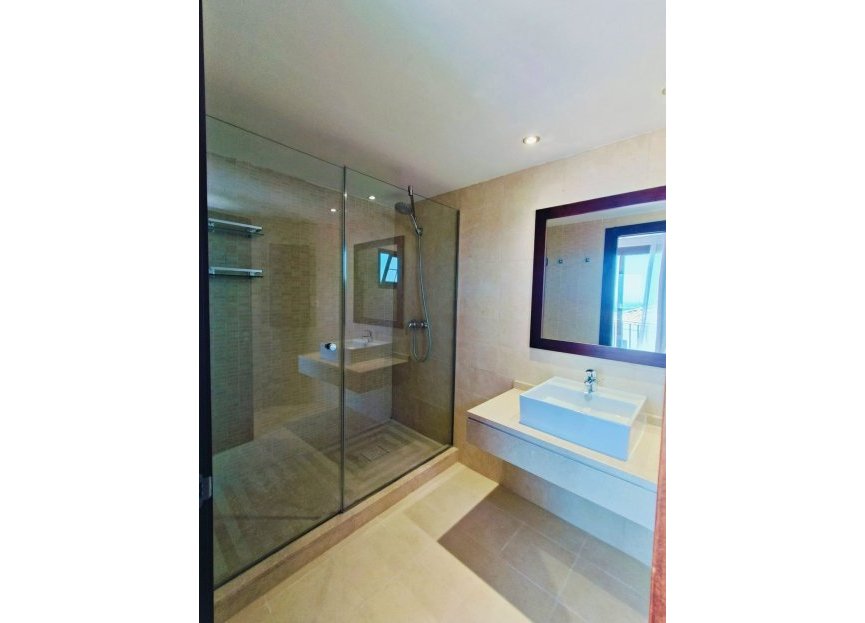 Resale - Apartment - Penthouse - Marbella - Altos de los Monteros