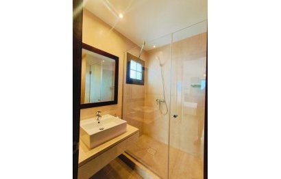 Resale - Apartment - Penthouse - Marbella - Altos de los Monteros