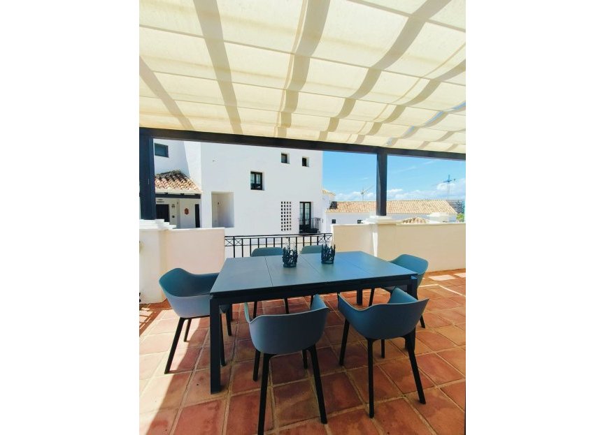 Resale - Apartment - Penthouse - Marbella - Altos de los Monteros
