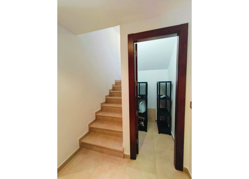 Resale - Apartment - Penthouse - Marbella - Altos de los Monteros