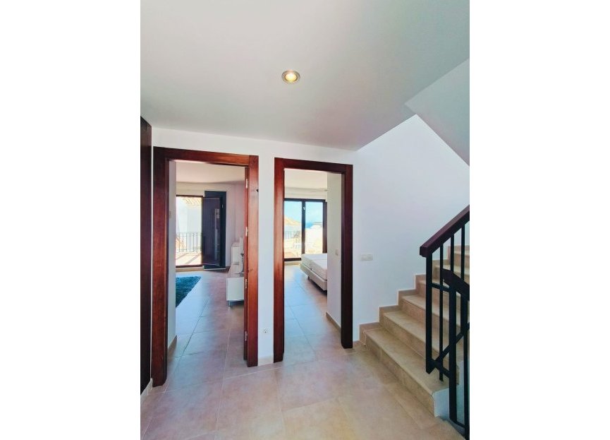 Resale - Apartment - Penthouse - Marbella - Altos de los Monteros