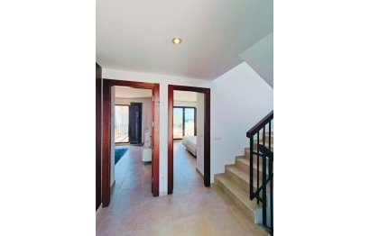 Resale - Apartment - Penthouse - Marbella - Altos de los Monteros