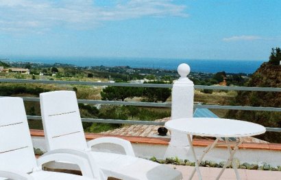 Resale - House - Detached Villa - Estepona - Estepona Centro