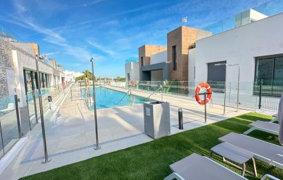 Resale - Apartment - Duplex - Marbella - Cabopino