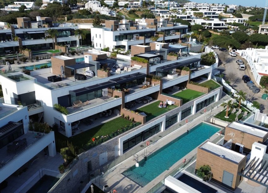 Resale - Apartment - Duplex - Marbella - Cabopino