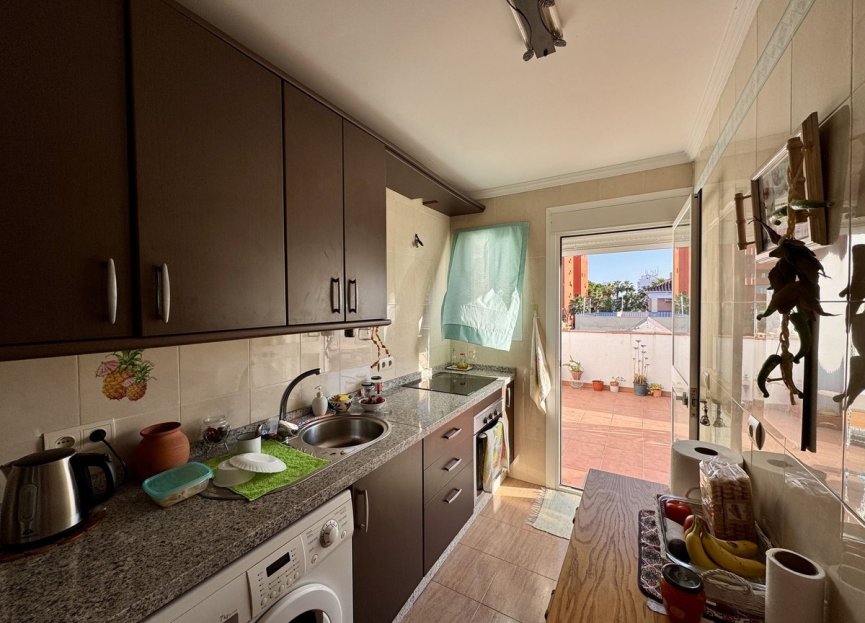 Resale - Apartment - Penthouse - Estepona - Estepona Centro