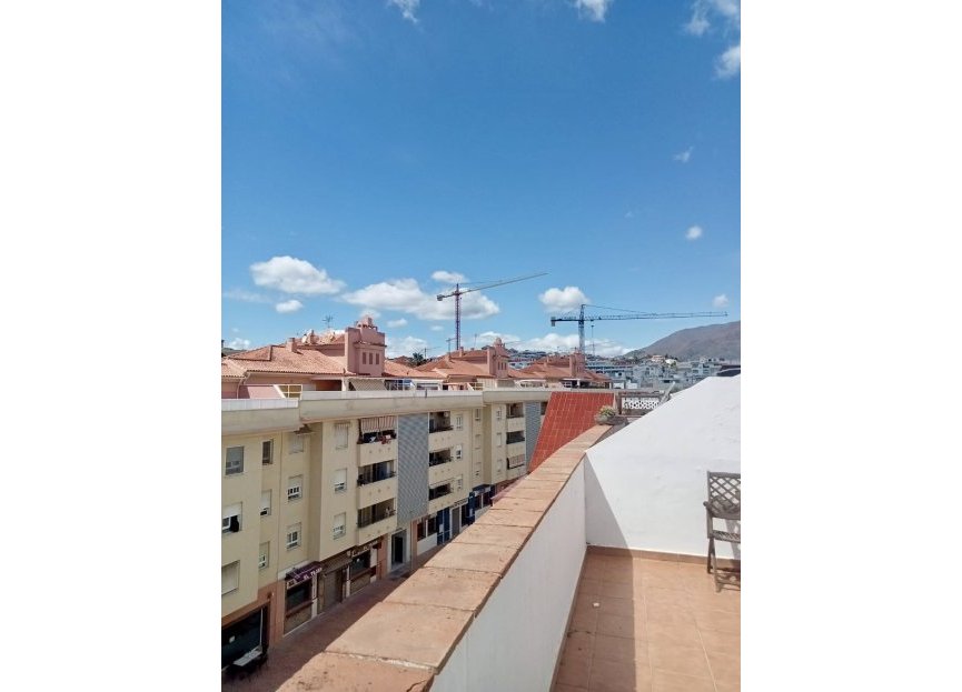 Resale - Apartment - Penthouse - Estepona - Estepona Centro