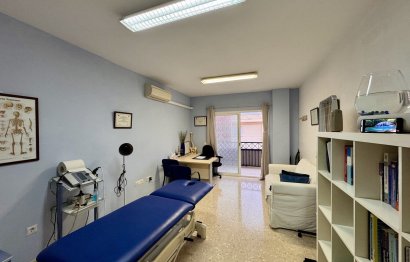 Resale - Apartment - Penthouse - Estepona - Estepona Centro